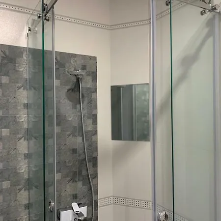 Lilia 2 Self-check In * Sofia