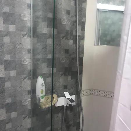 Lilia 2 Self-check In