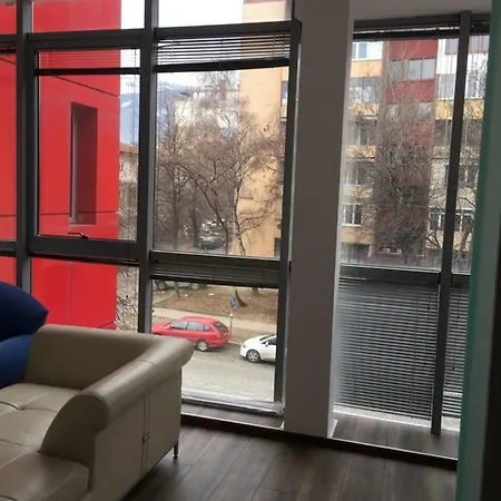 Lilia 2 Self-check In Szófia