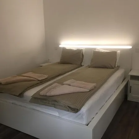 Lilia 2 Self-check In